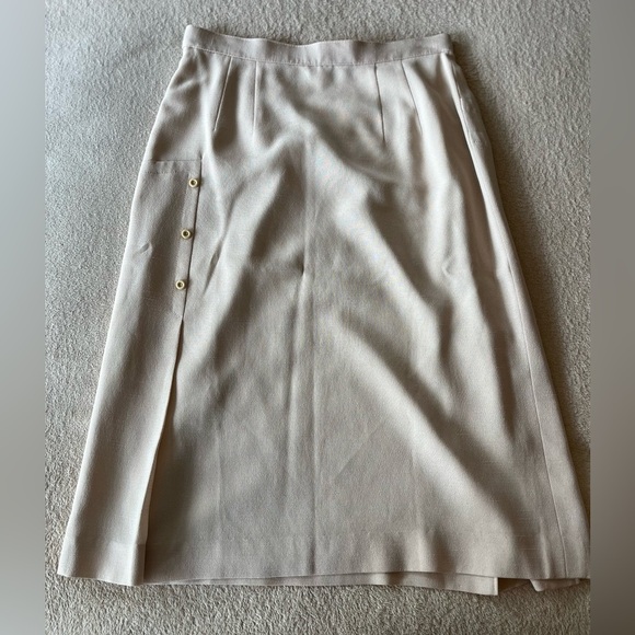 Vintage Addenda by Renown Cream Button Detail Skirt XS/S - Picture 8 of 12